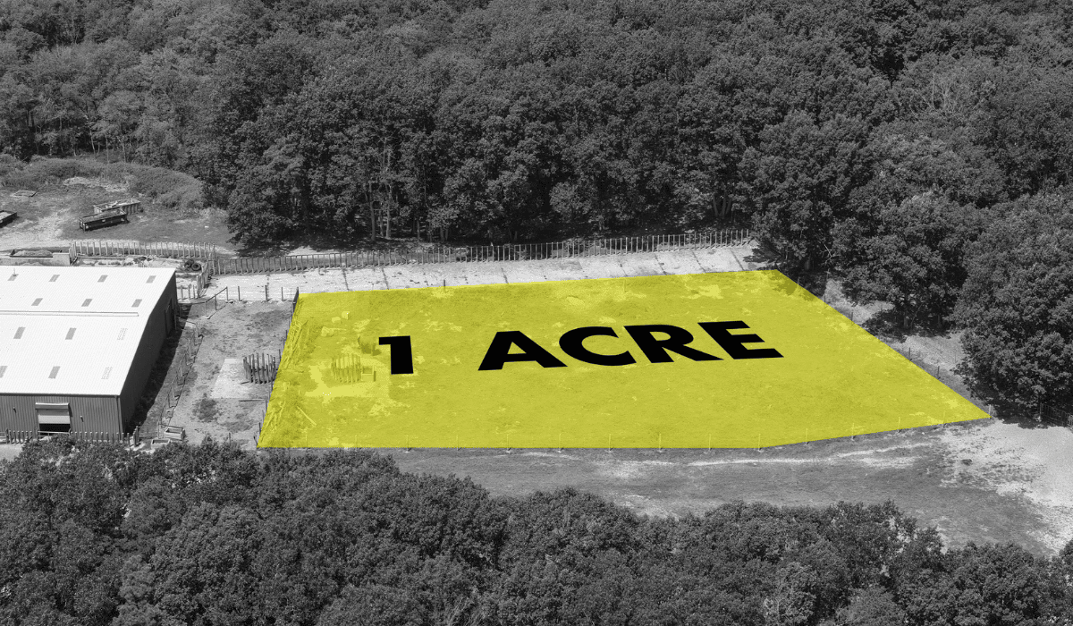 Joyce's 1-acre enclosure at Six Flags.